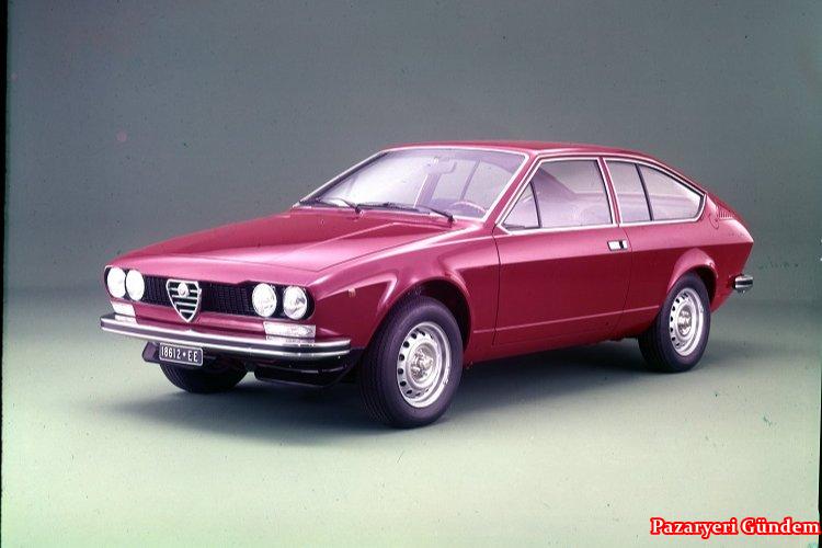 Alfa Romeo iki efsanevi modelin yıl dönümünü kutluyor