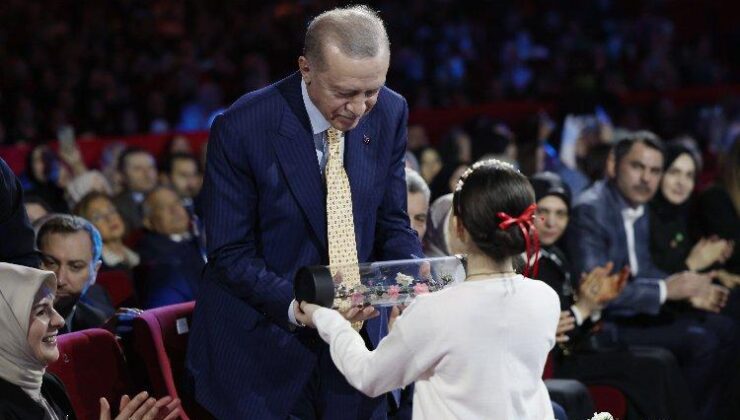 Cumhurbaşkanı Erdoğan: Güçlü ailenin en önemli şartı güçlü kadın