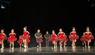 Nilüfer’in küçük dansçılarından muhteşem gösteri