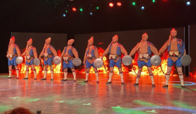 36. Altın Karagöz Halk Dansları yarışması başladı