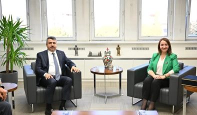 Kardeş belediye başkanları bir araya geldi