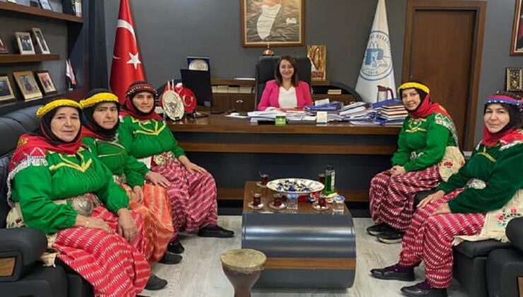 Yörük Kadınlarından Başkan Tekin’e Anlamlı Ziyaret