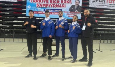 Pazaryeri’li sporcular Antalya’dan madalya ile döndü