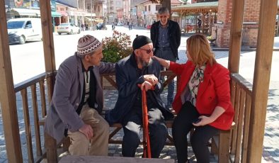 Vatandaş Sordu, Başkan Tekin Cevapladı!Pazaryeri Halkı Sorunlarını Doğrudan İletti