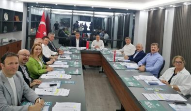 Başkan Tekin, Sağlıklı Kentler Birliği Encümen Toplantısında Pazaryeri’ni Temsil Etti