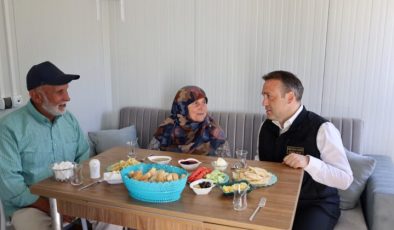 Kaşıkçı Köyünde Yangından Etkilenen Ailelere Devlet Desteği Sürüyor