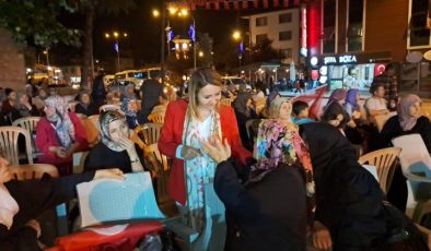 Pazaryeri’nin Kadınları 15 Temmuz’da Başkan Tekin’e Destek Oldu