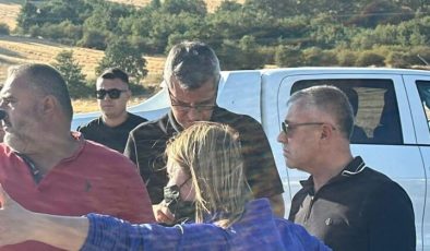 Yangın Bölgesinde Belediye Başkanı ve Muhtar Dumandan Etkilendi – Tedavilerinin Ardından Taburcu Edildiler