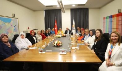 Zekiye Tekin, AK Parti Kadın Kolları İstişare Toplantısına Katıldı