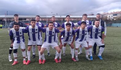 Kınıkspor ve Gölpazarıspor 3 Puanı Paylaştı: A Grubunda İlk Hafta Heyecanı Nefes Kesti