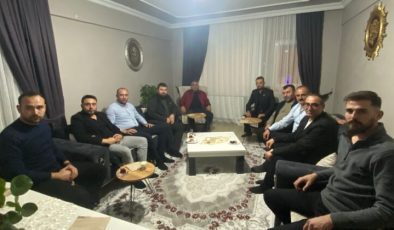 MHP’den Pazaryeri’nde “Hayırlı Günler Komşum” Ziyareti“Milliyetçi Hareket Partisi, sokak sokak, mahalle mahalle vatandaşla buluşuyor”