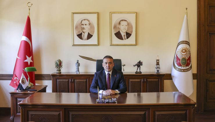 Vali Sözer'den Öğrencilere Yılın Son Gününde Müjde: Okullar 1 Gün Tatil