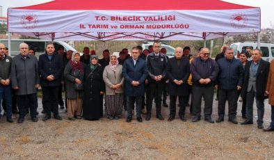 Vali Sözer, Meyveciliği Geliştirme Projesi Kapsamında Düzenlenen Fidan Dağıtım Programına Katıldı