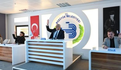 BOZÜYÜK BELEDİYE MECLİSİ, 2026 YILININ İLK TOPLANTISINI GERÇEKLEŞTİRDİ