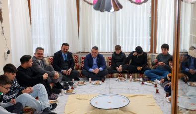 Vali Sözer’den Çocuk Evleri Sitesi ve huzurevini ziyaret