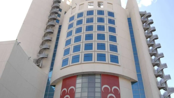 MHP 3 ilde teşkilatları feshetti! Kütahya, Eskişehir ve Kars’a atamalar yapıldı