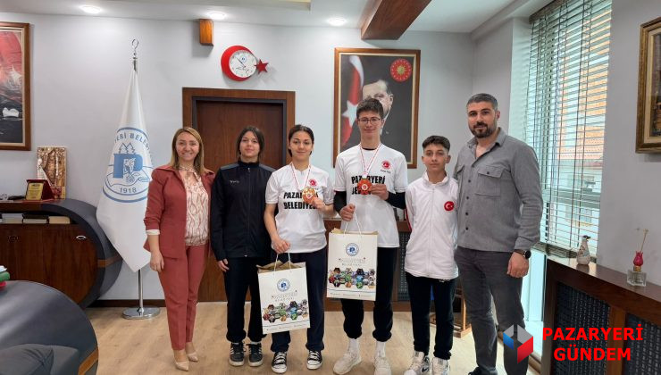 ŞAMPİYONLAR PAZARYERİ’NİN GURURU OLDU!