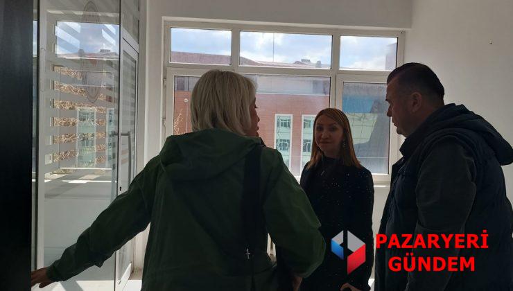 Başkan Tekin yıkılacak hükümet konağı binasını inceledi