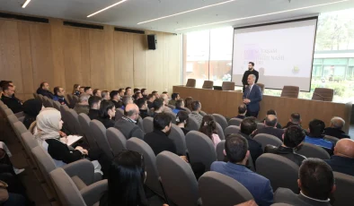 Bursa İnegöl’de personeline “Sağlıklı Dijital Yaşam Ve Ekran Kullanımı Yönetimi” eğitimi