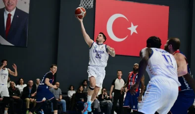 Çayırova şampiyonluk yolunda bir engeli daha aştı