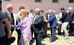 Pazaryeri’nde Bayram Coşkusu: Protokol Vatandaşlarla Bayramlaştı