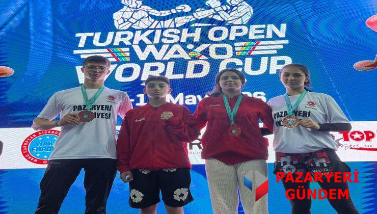 Pazaryeri’nin Altın Yumrukları Dünya Kupası’nda Tarih Yazdı