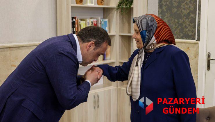 Şehit Annelerinin Dualarıyla Anlam Kazanan Gün: Vali Sözer'den Yürek Burkan Anneler Günü Programı