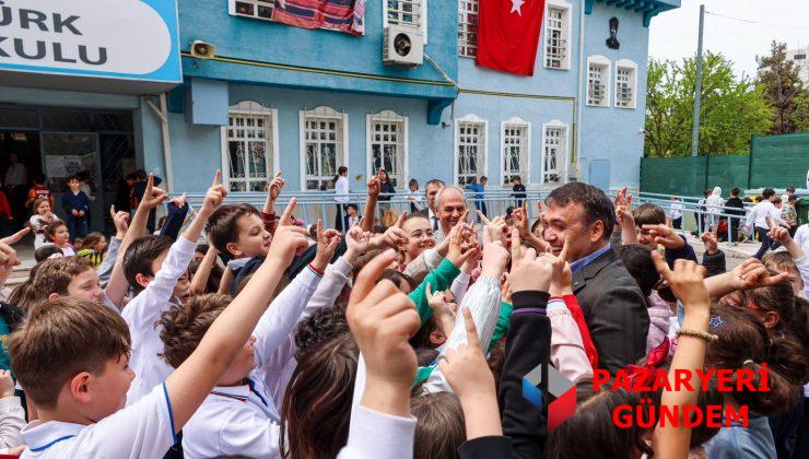 Vali Sözer’den Geleceğin Teminatı Çocuklara Anlamlı Ziyaret