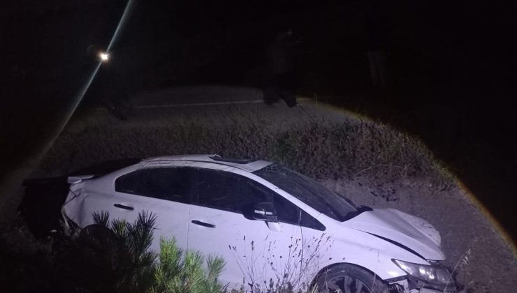 OTOMOBİL SU KANALINA DÜŞTÜ: 1’İ AĞIR 2 YARALI