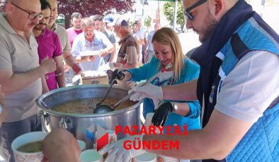 Pazaryeri’nde Birlik ve Beraberliğin Tadı: 5 Bin Kişilik Aşure Gönülleri Buluşturdu