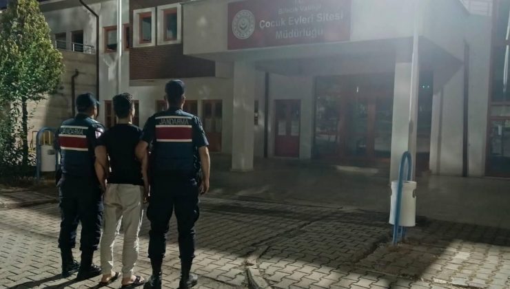 İKAMET İZNİ, GEÇİCİ KORUMA KİMLİK BELGESİ BULUNMADIĞI HALDE SEYAHAT EDEN 4 SURİYELİ YAKALANDI