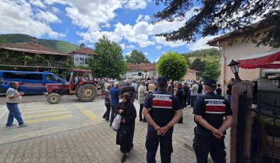 JANDARMADAN DOLANDIRICILIK VE HIRSIZLIK UYARISI