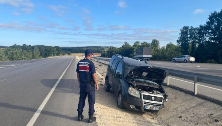 MEYDANA GELEN TRAFİK KAZASINDA 3 KİŞİ YARALANDI