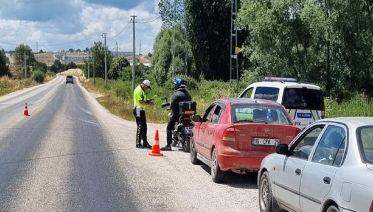 Pazaryeri’nde Motosiklet ve Elektrikli Bisikletlere Sıkı Denetim! Kurallara Uymayanlara Geçit Yok