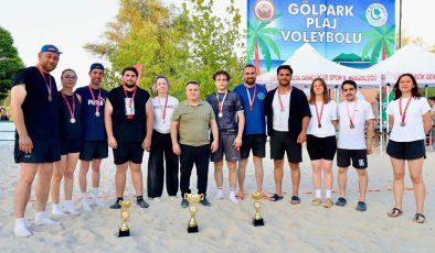 PLAJ VOLEYBOLUNDA ŞAMPİYONLAR BELLİ OLDU