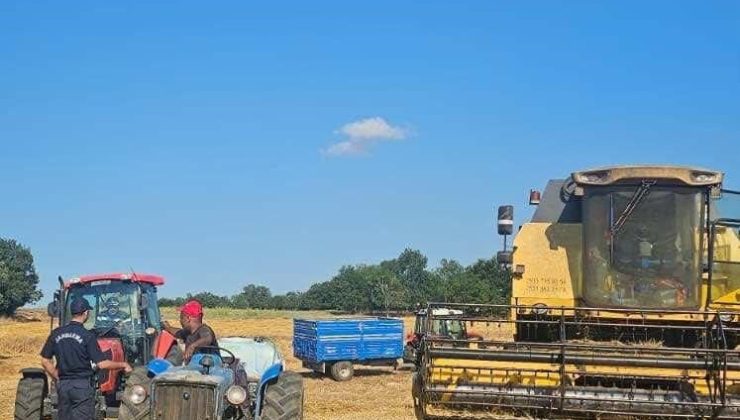 TARLA YANGINLARINA KARŞI BİÇERDÖVER OPERATÖRLERİ BİLGİLENDİRİLDİ