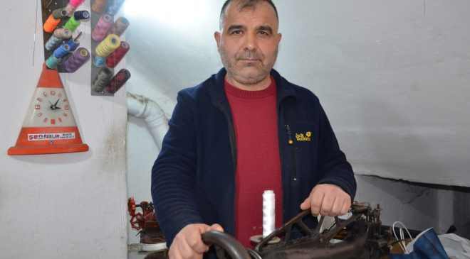 BABASINDAN MİRAS KALAN MESLEĞİ 26 YILDIR SÜRDÜRÜYOR
