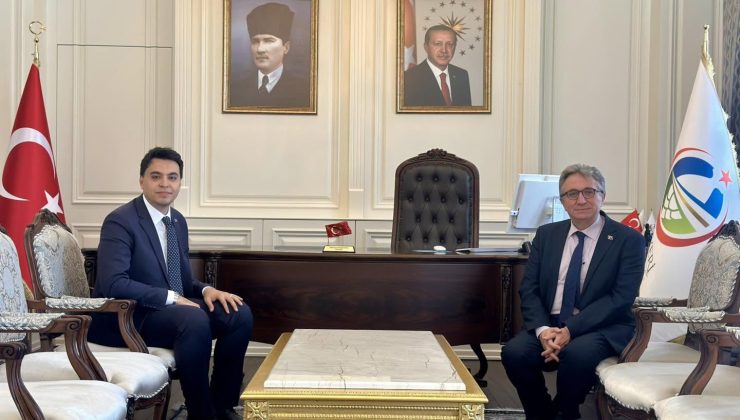 Pazaryeri Kaymakamı Kara, Bozüyük Kaymakamı Helvacı’yı ağırladı
